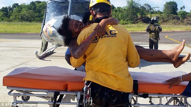 Mother and Baby Found Alive 5 Days After Columbia Plane Crashed in the Jungle 13
