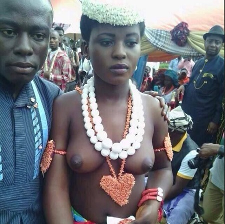 Nigerian Naked Women 13