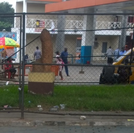 Hilarious Art! Huge P*nis Structure Spotted at a Hospital Roundabout in Ikeja, Lagos (Photo)