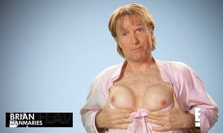 pas Hr gået vanvittigt Bizarre! How Man Got Breast Implants on His Chest Like a Woman Just to Win  a Bet (Photos)