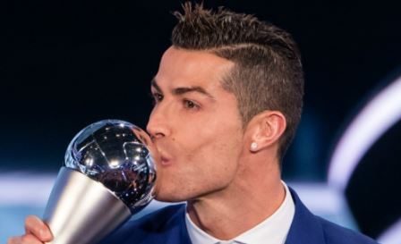 FIFA Nominates Ronaldo, Messi, Neymar for Player Award