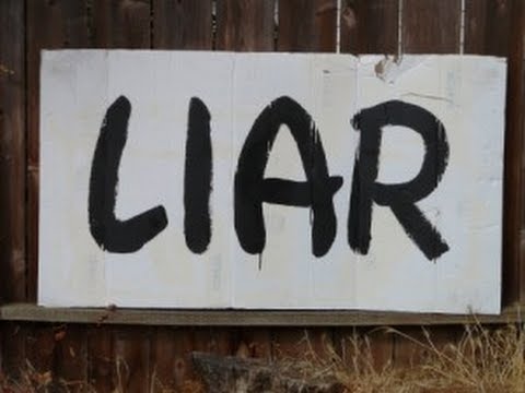 Tale someone is lying tell signs 10 Telltale