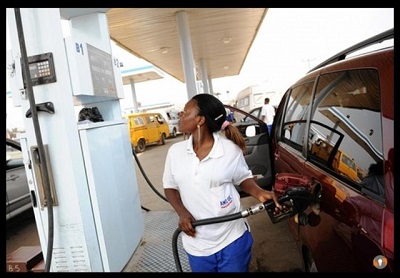 Fuel Scarcity Looms in Lagos as Oil Marketers Threaten Shutdown