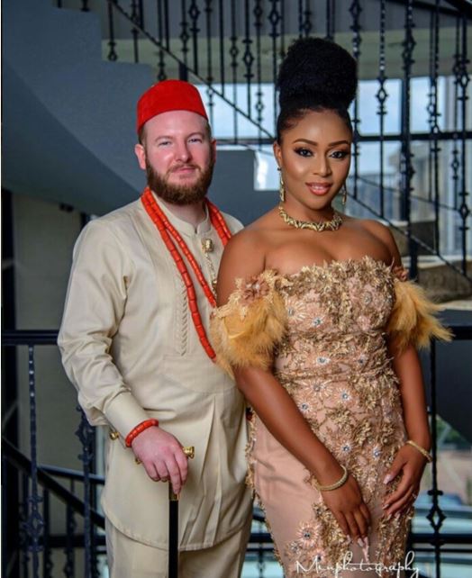 Pre Wedding Photos Of Oyinbo Man His Igbo Bride In Traditional
