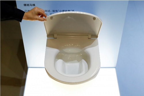 Bill Gates Unveils Futuristic Toilet That Turns Human Waste To Fertilizer