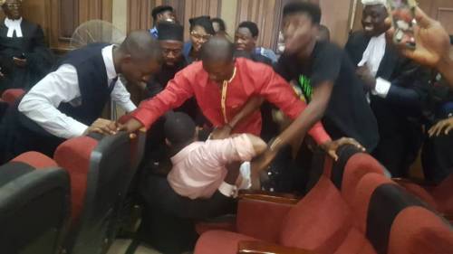 Sowore being arrested by DSS operatives