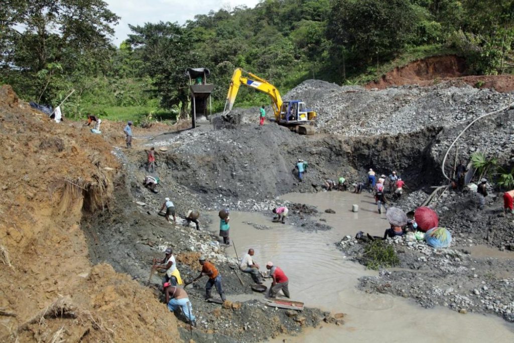 Mining pit