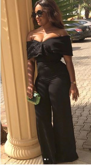 Stunning Nigerian female fire fighter shares lovely new photo