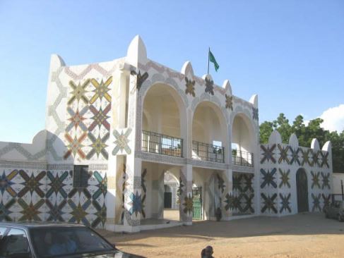 Tension As Govt Deploys Heavily Armed Security Men To Kano Emir's Palace