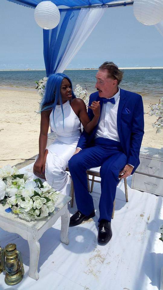 Photos Of 21-year-old Nigerian Woman Getting Married To A White Man In Lagos 