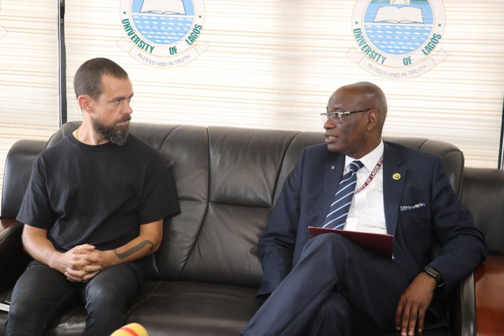 Twitter CEO, Jack Dorsey with UNILAG students and lecturers