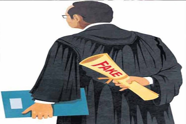 fake lawyer arrested