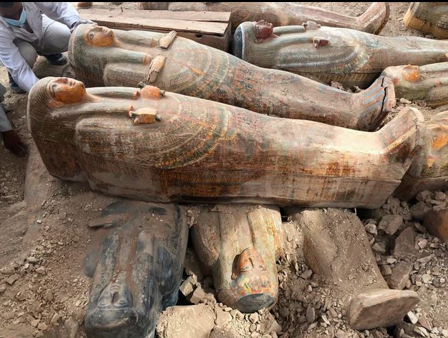 Sealed coffins found in Egypt
