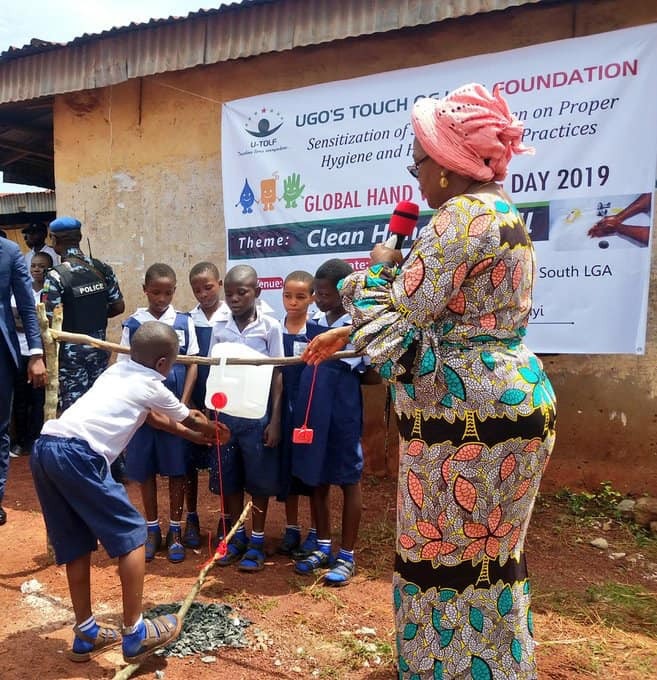 Enugu First Lady commissions tippy taps for primary school pupils