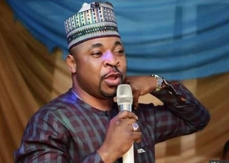 Musiliu Akinsanya, aka MC Oluomo