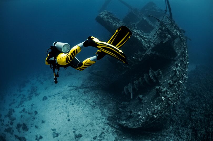 Military Man Tells Stunning Story Of How A Mermaid Protected Him During Supernatural Diving Trip