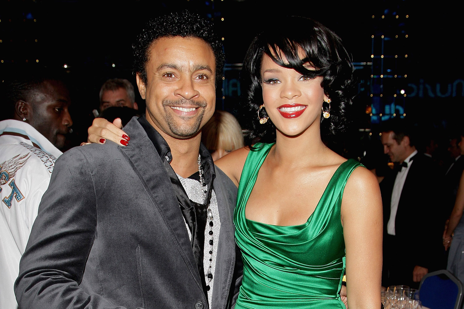 rihanna and shaggy