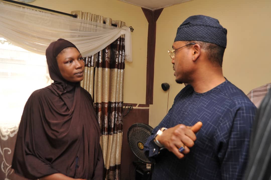 Shina Peller promised to sponsor the education of the child of the fallen soldier