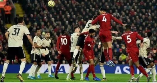 Liverpool, Manchester United