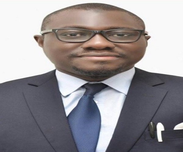 Dr Abdulkarim Kana