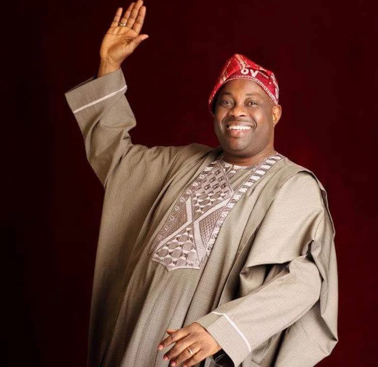 Dele Momodu