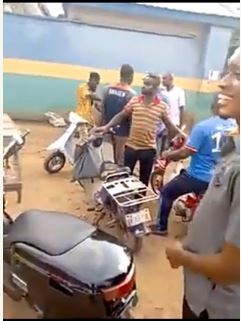 The hoodlums set police station on fire and released seized motorcyles