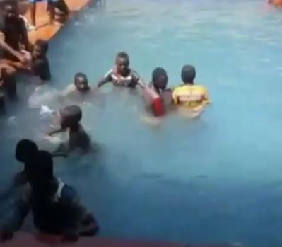 Children at Oba of Lagos' swimming pool