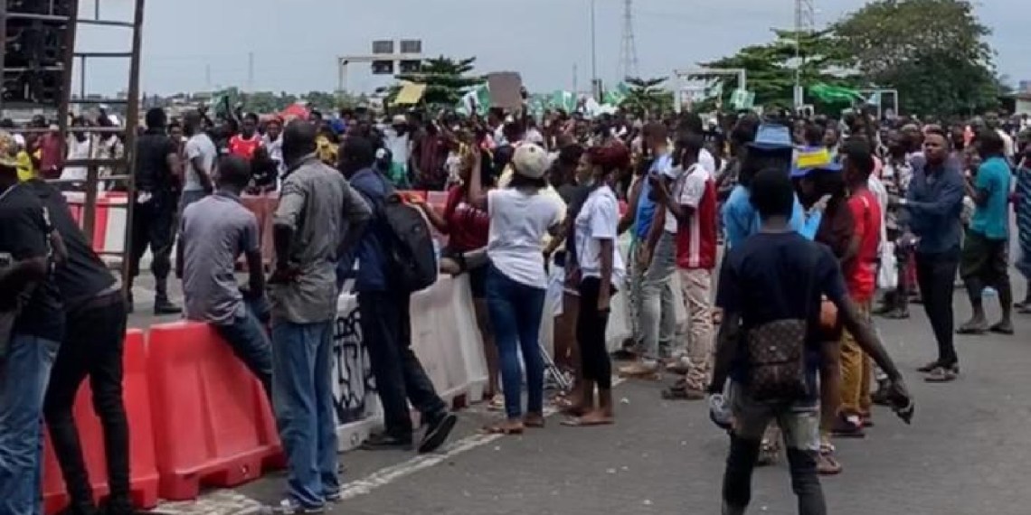 Lekki toll gate