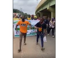 Ogun students protesting against fuel hike