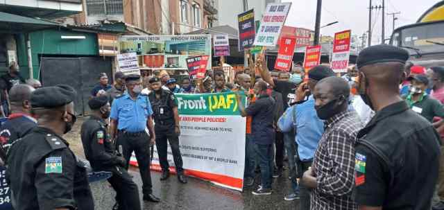 Protesters take over Lagos due to fuel hike and electricity tariff increase