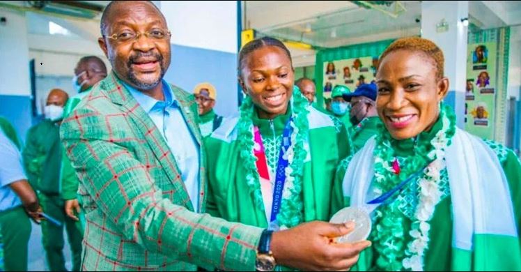 Nigeria&rsquo;s Minister of Youth and Sports, Sunday Dare