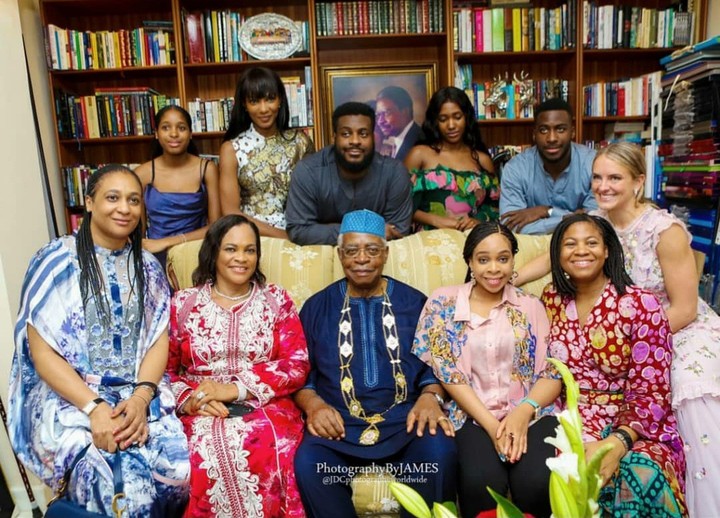Ex Miss World, Agbani Darego posing with her inlaws