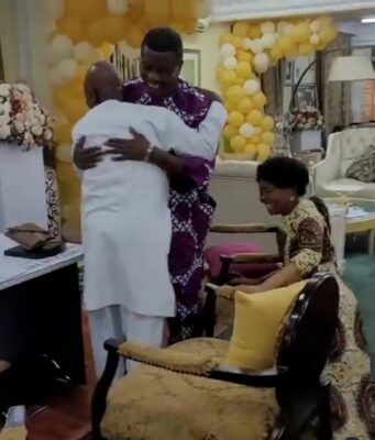 Oyedepo's wife kneeling to greet Pastor Adeboye