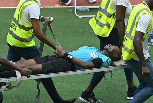 Bulu collapses during match