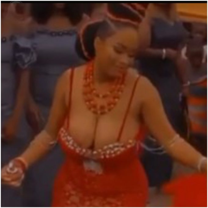 Bride rocking revealing dress on her traditonal wedding