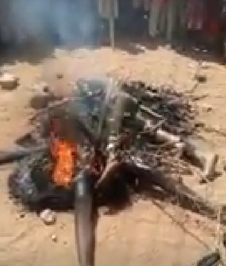 Female bandit and two others burnt alive in Sokoto