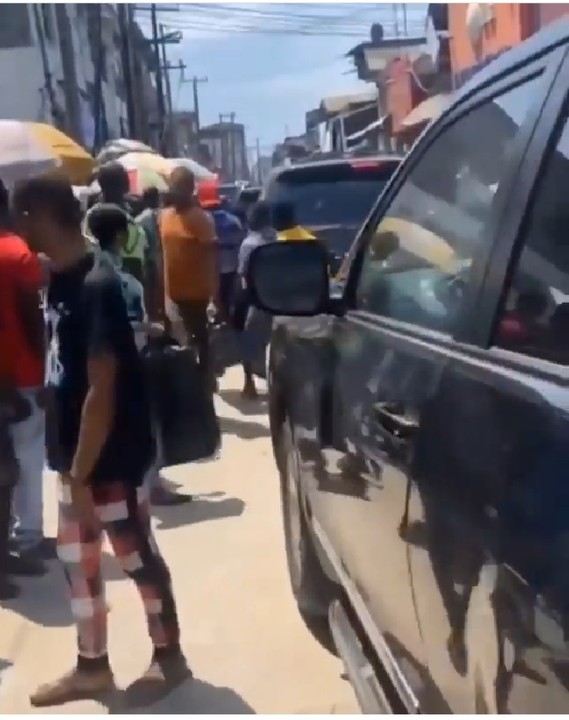 Ubah booed in Lagos