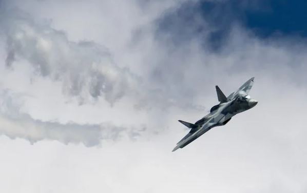 Fighter jet