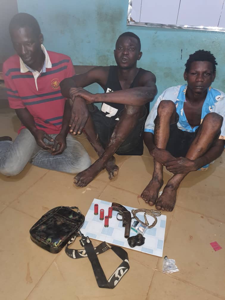 armed robbers