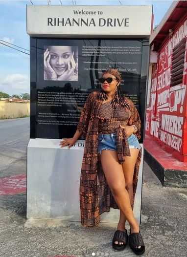 Yemi Alade Visits Rihanna’s Home In Barbados (Video)