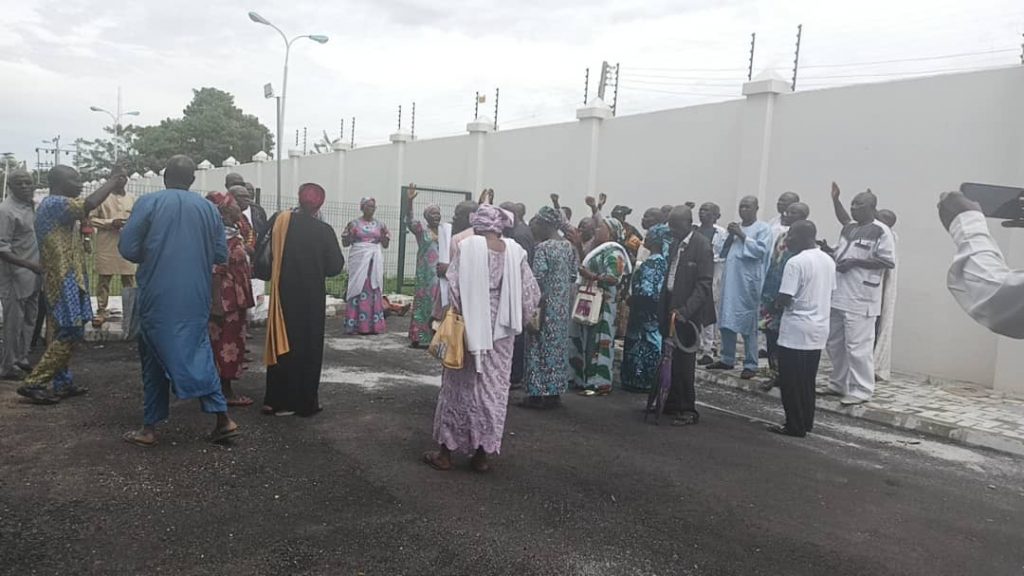 Niger Pensioners Protest Non-Payment Of Gratuities, Lambast Gov Bello