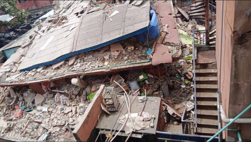 Two Rescued, Others Trapped In Lagos Building Collapse