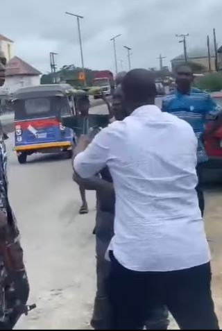 Police Officers Caught On Tape Assaulting Two Brothers In Bayelsa State (Video)