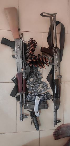 guns