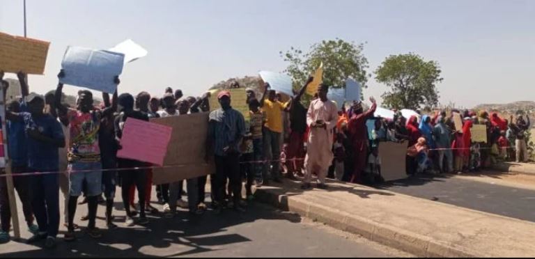 Plateau protests