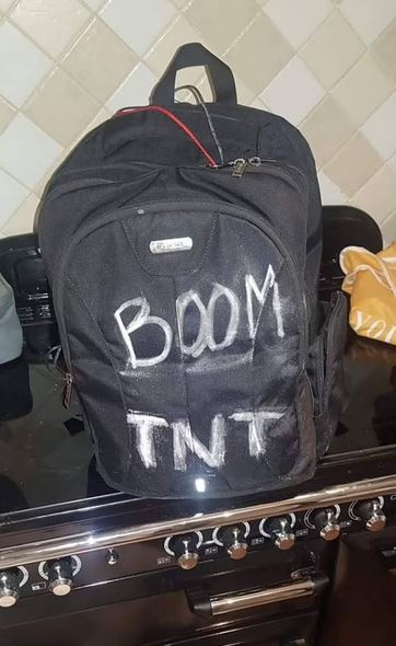 BOMB