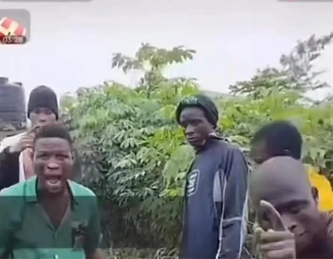 Ikorodu Area Boys Threaten Naira Marley Following Mohbad’s Burial (Video)