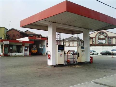 Filling station 