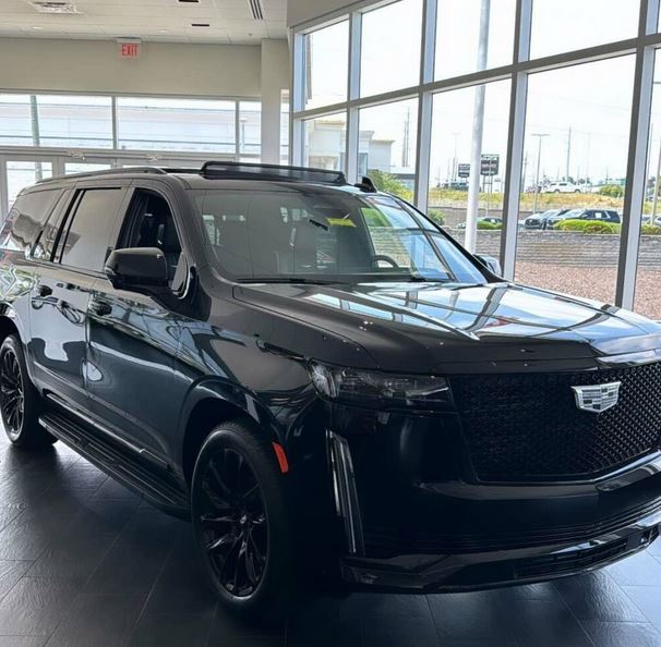 Cadillac Escalade 