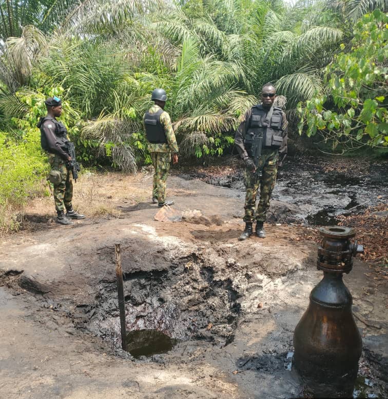 Oil well